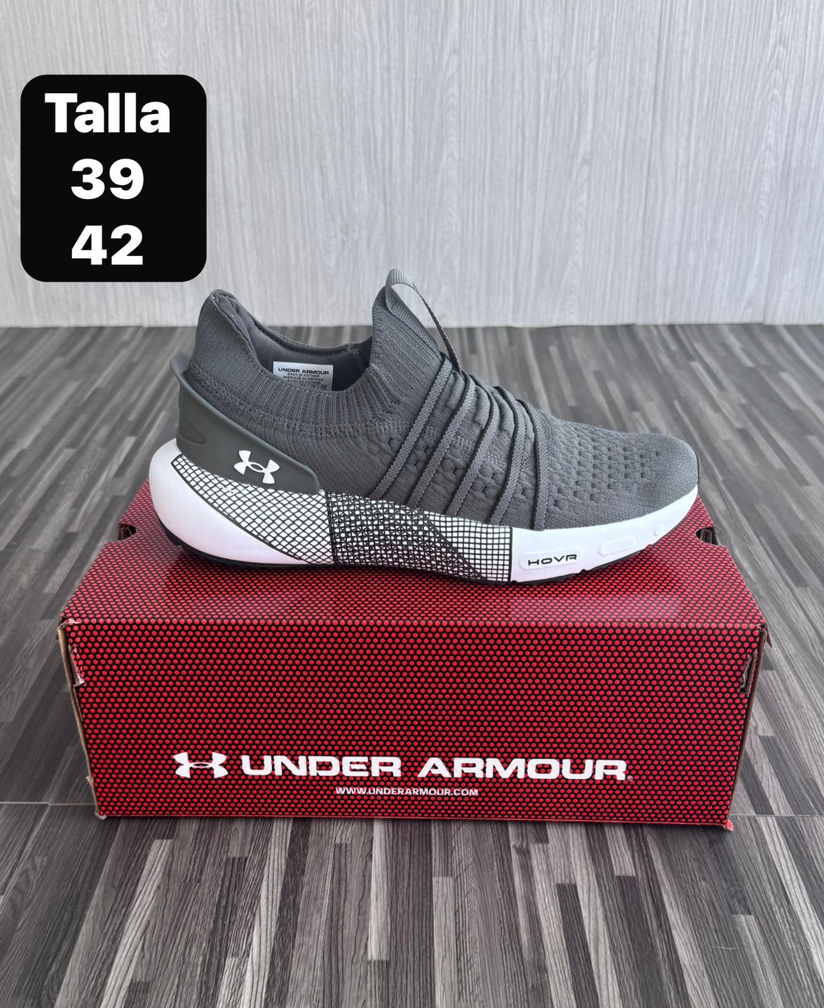 TENIS UNDER ARMOUR PHANTOM 3 GRIS