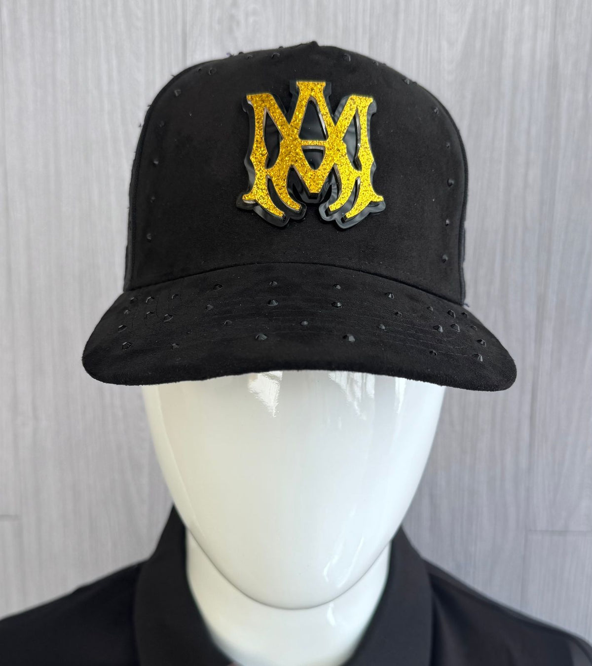 GORRA MALLA LV  DISTINTOS ESTILOS